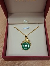 New Jade pendant and gold
