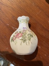 Royal Doulton Camilla Bud /Posy Vase - 1990