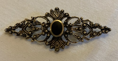Vintage antique jewellery - vintage,