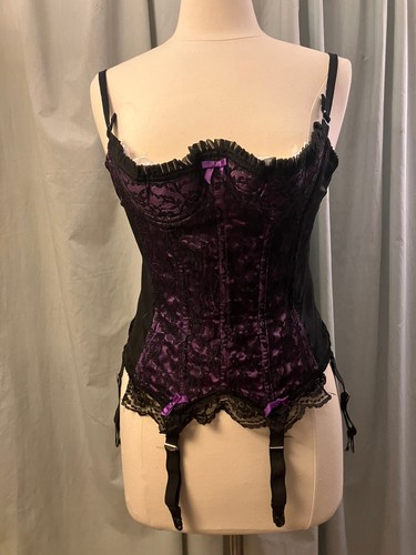 Vintage frederick of - vintage, frederick’s