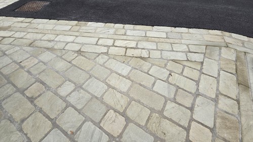 Tumbled setts 50mm - tumbled,