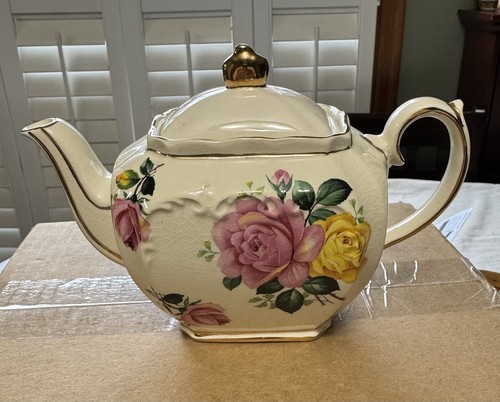 Sadler cubed teapot - cubed, "large
