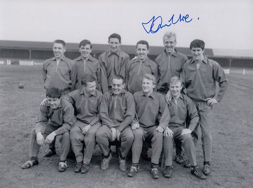 658 modern hand signed 8x6 - b-658,