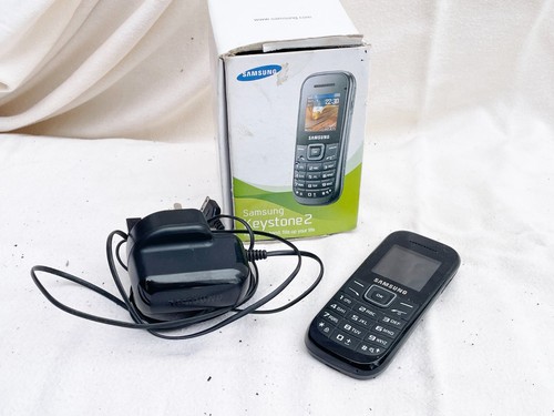 Vintage samsung mobile phone - mobile,