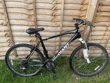 20" Large Giant Revel 3 Mountain/Hybrid Bike