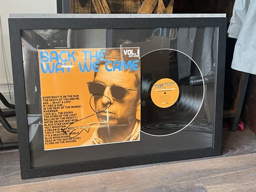 Noel gallagher high flying - noel,