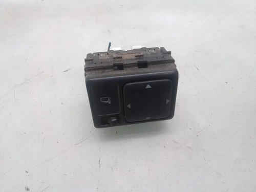 Nissan np300 navara d40 mirror - nissan,