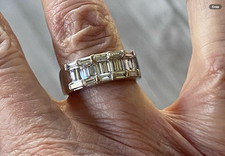 18ct White Gold Baguette 1.5