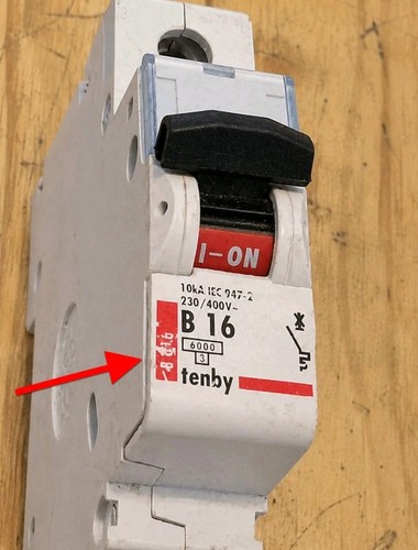 Tenby b16 16amp legrand - ,