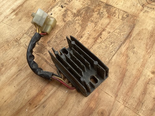 Suzuki rg500 rg400 - rg500, regulator