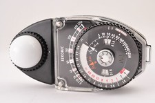 MINT SEKONIC STUDIO DELUXE