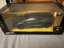Mondo Motors 1:18 Scale