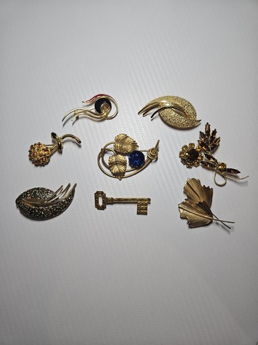 Golden coloured joblot - golden,