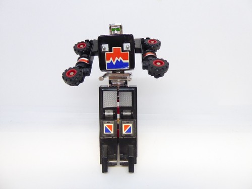 Toy motorized robot - -,