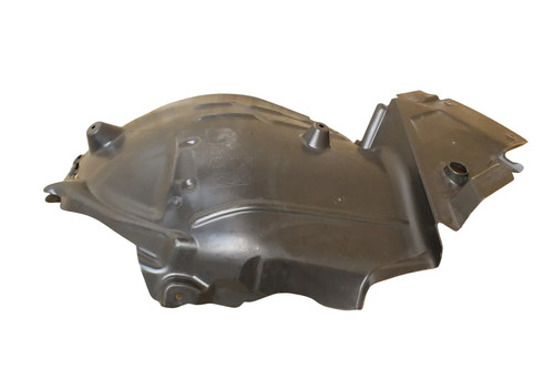Mercedes benz wheel arch cover - mercedes-benz,