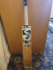 SG cricket bat