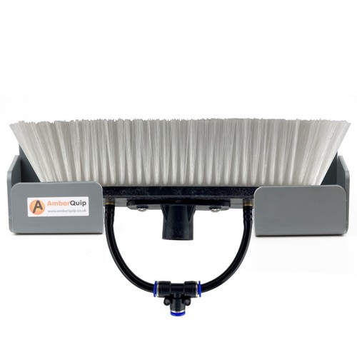 Water fed brush head holder - water,