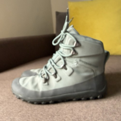 Vivobarefoot tracker - vivobarefoot, at