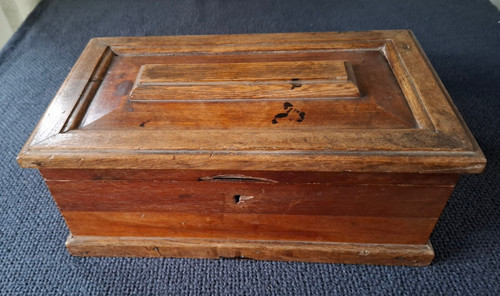 Vintage wooden jewellery - , or