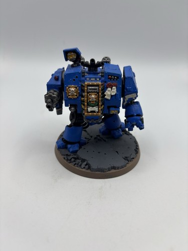 Space marine dreadnought - space,