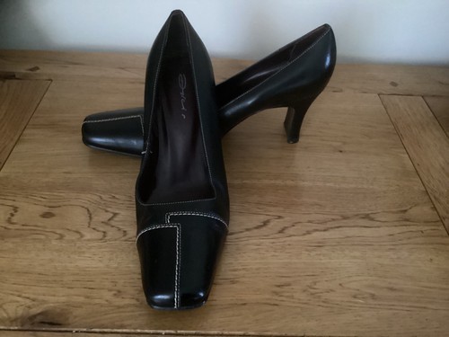 Dolcis black leather shoes - black,