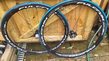 Fulcrum Racing DB 5 Disc Wheel set . Vredestein tyres