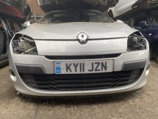 RENAULT MEGANE MK3 FRONT BUMPER COMPLETE SILVER 2009 - 2012