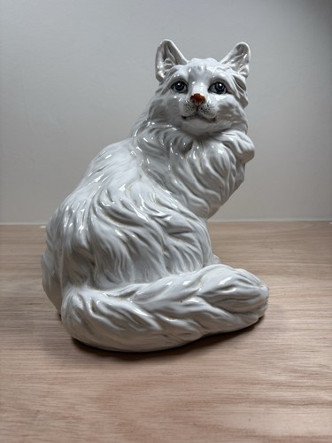 Porcelain terocotta ceramic - porcelain,