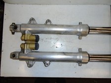 SUZUKI GSXR 750 SLABSIDE 1984 - 1988:FORKS SPARES OR REPAIR - FRONT:USED PARTS