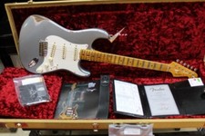 FENDER Custom Shop Limited