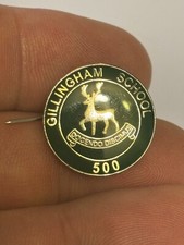 Gillingham (Dorset) school badge