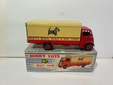 Dinky Toys 917 Spratt's Guy
