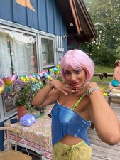 POSTER GIRL CHAINMAIL Crop Top