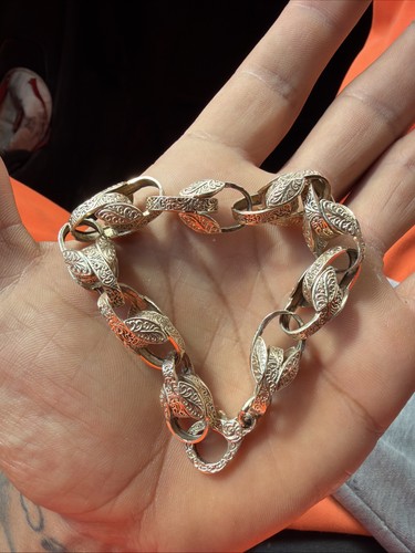 Gold tulip bracelet 9ct 1 - tulip,