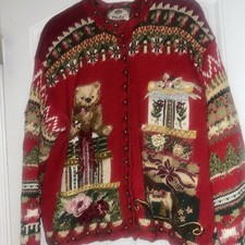 Vintage Tiara International