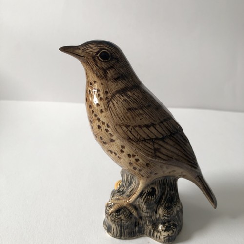Thrush figurine quail - figurine,