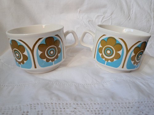 Staffordshire pottery mugs - 2,