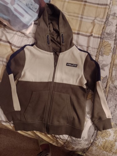 Boys hooded top - hooded, 6-7yrs