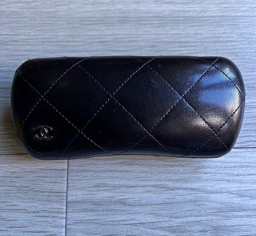 Chanel black quilted leather - black,