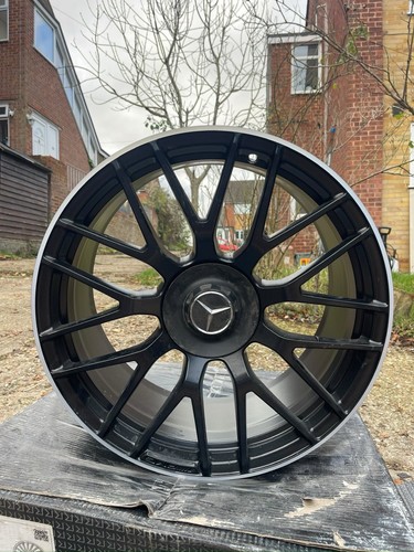 Genuine mercedes benz c63 w205 - mercedes-benz,