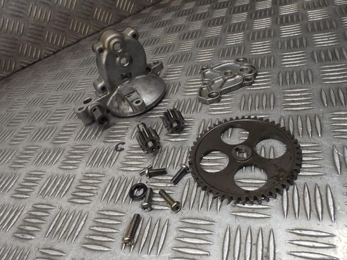 Kawasaki gpz1100 unitrack - kawasaki,