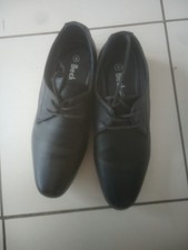 Beckett Boys shoes Size 4 Black