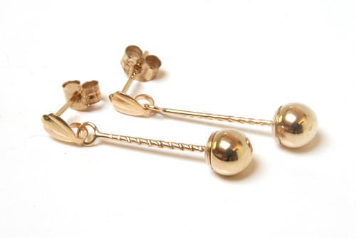 9ct gold long drop 5mm - 9ct,