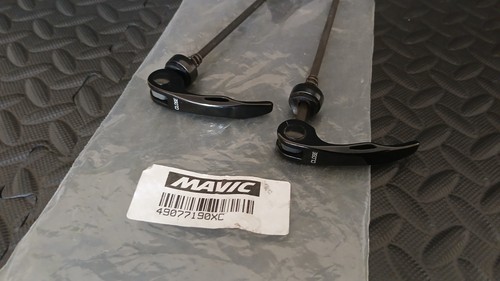 Mavic quick release skewers - release,