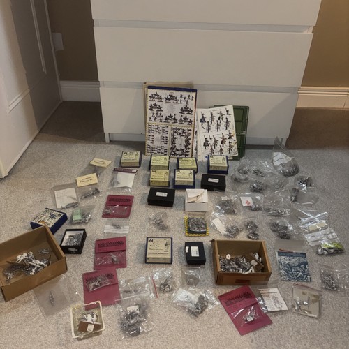 Huge joblot army metal - huge, of