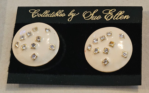 Collectibles sue ellen - collectibles, clip