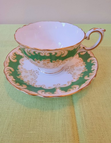 Cup saucer crown - saucer,