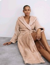 Rosie Hooded Fleece Dressing