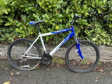 Apollo XC26 Mountain Bike Front Suspension Hardtail Blue Bicycle 18 Gears Mens