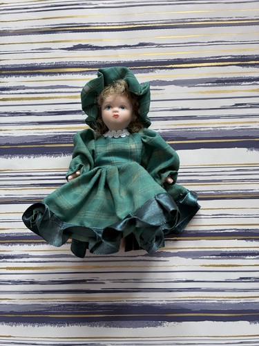 Vintage small porcelain doll - small,